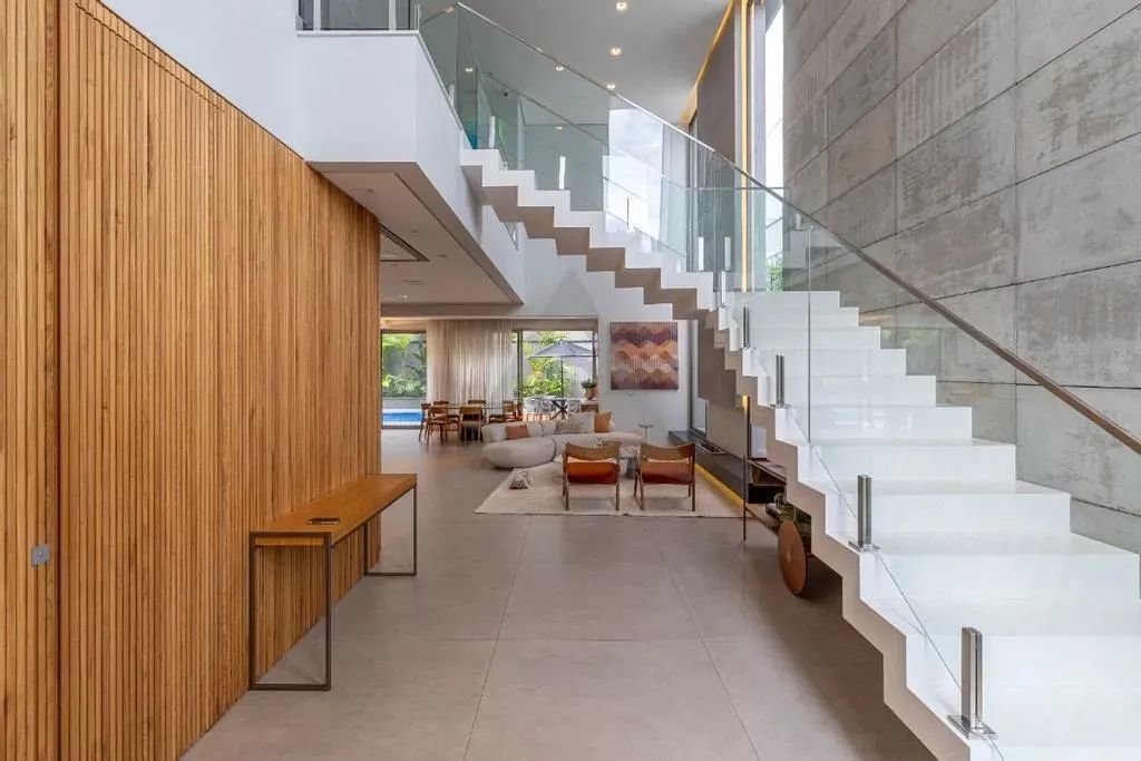 Casa para alugar em Campinas, Alphaville Dom Pedro 3, com 3 suítes, com 365 m² - Foto 2