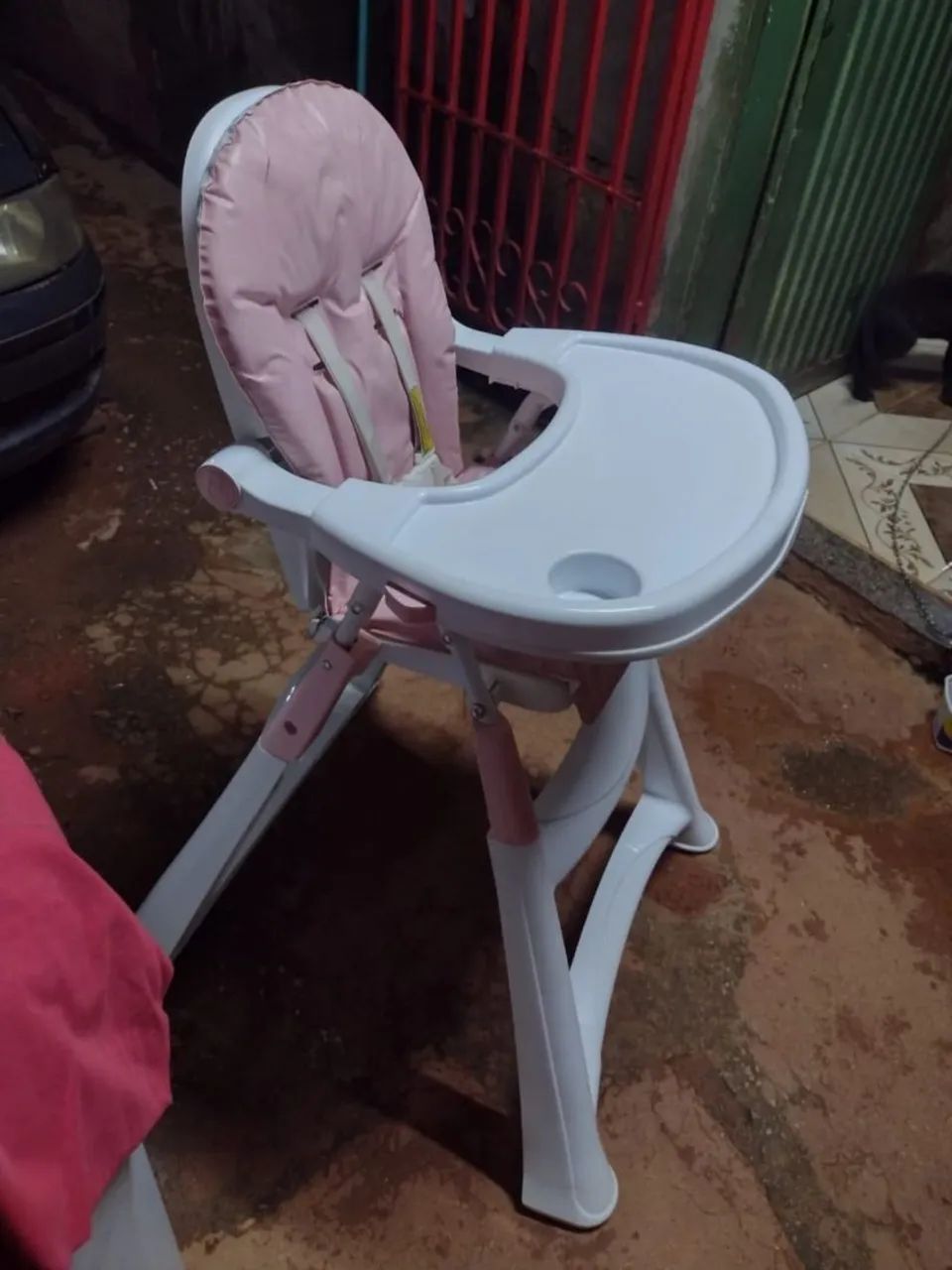 Cadeirinha de alimentação 