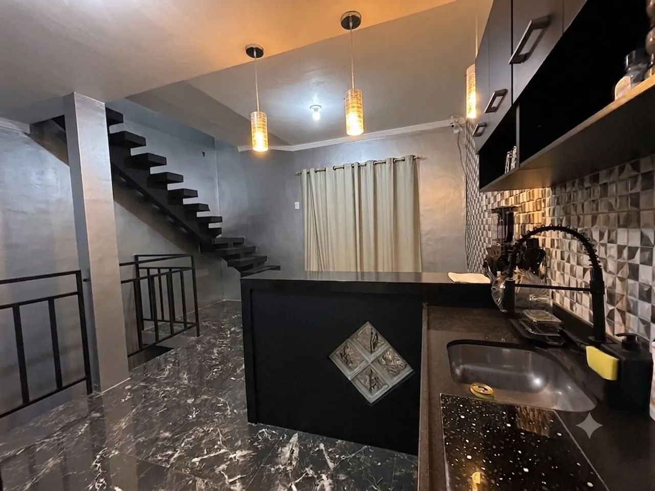 VENDO OU TROCO CASA ESTILO FLAT SEMI MOBILIADA 3 ANDARES EM ARACAJU! - Foto 3