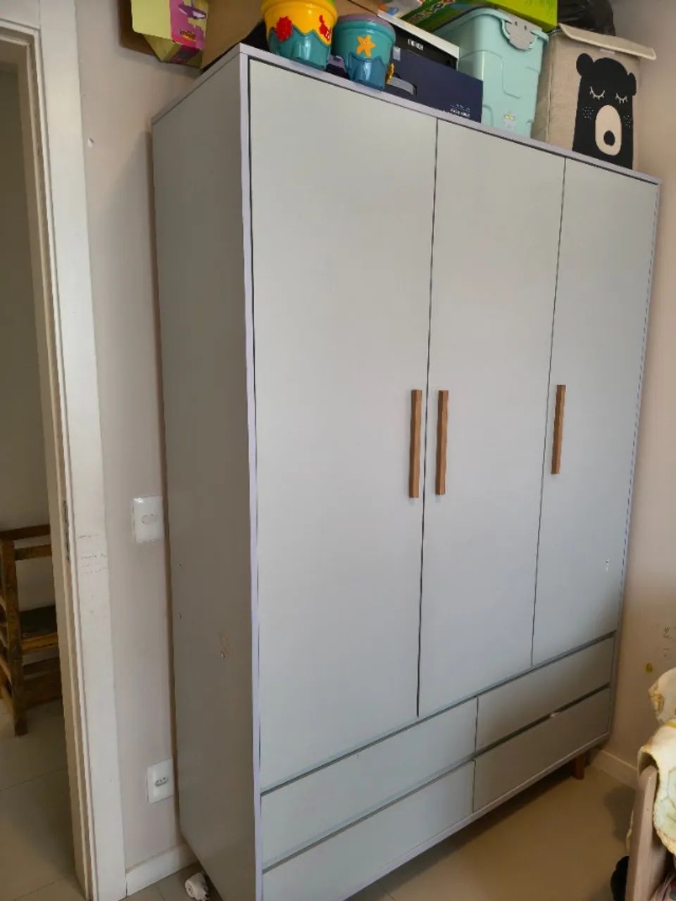 Quarto bebê (berço, cômoda e guarda roupas) - Foto 2