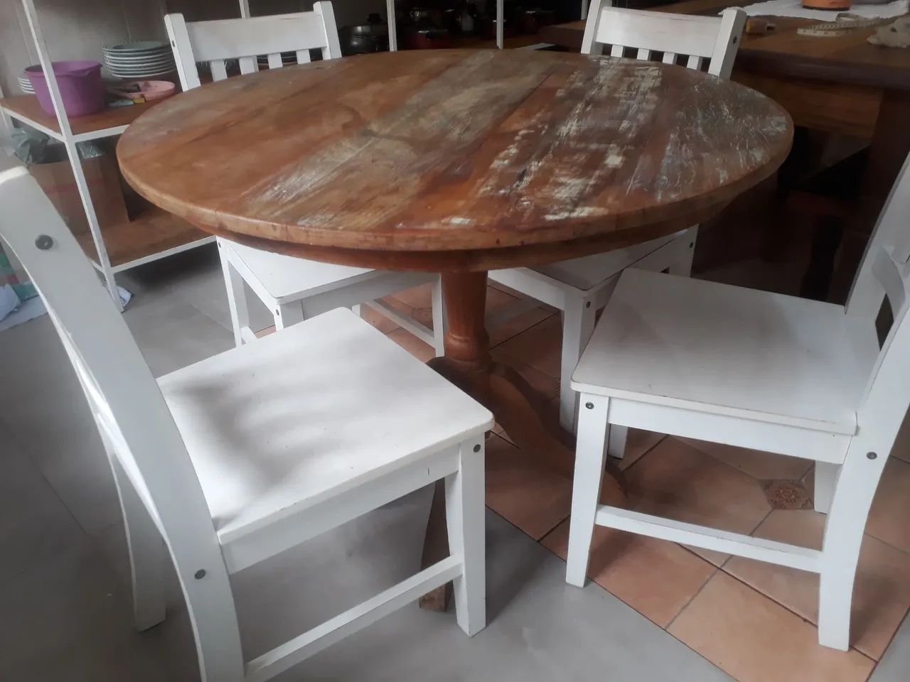 Mesa madeira demolição + cadeiras tokstok - Foto 2