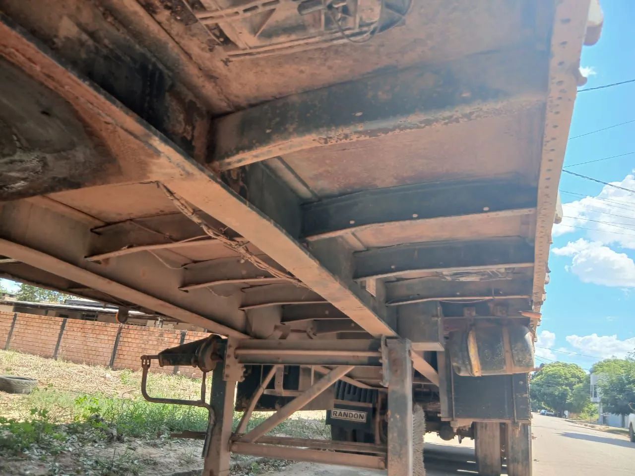 Carreta graneleira LS 