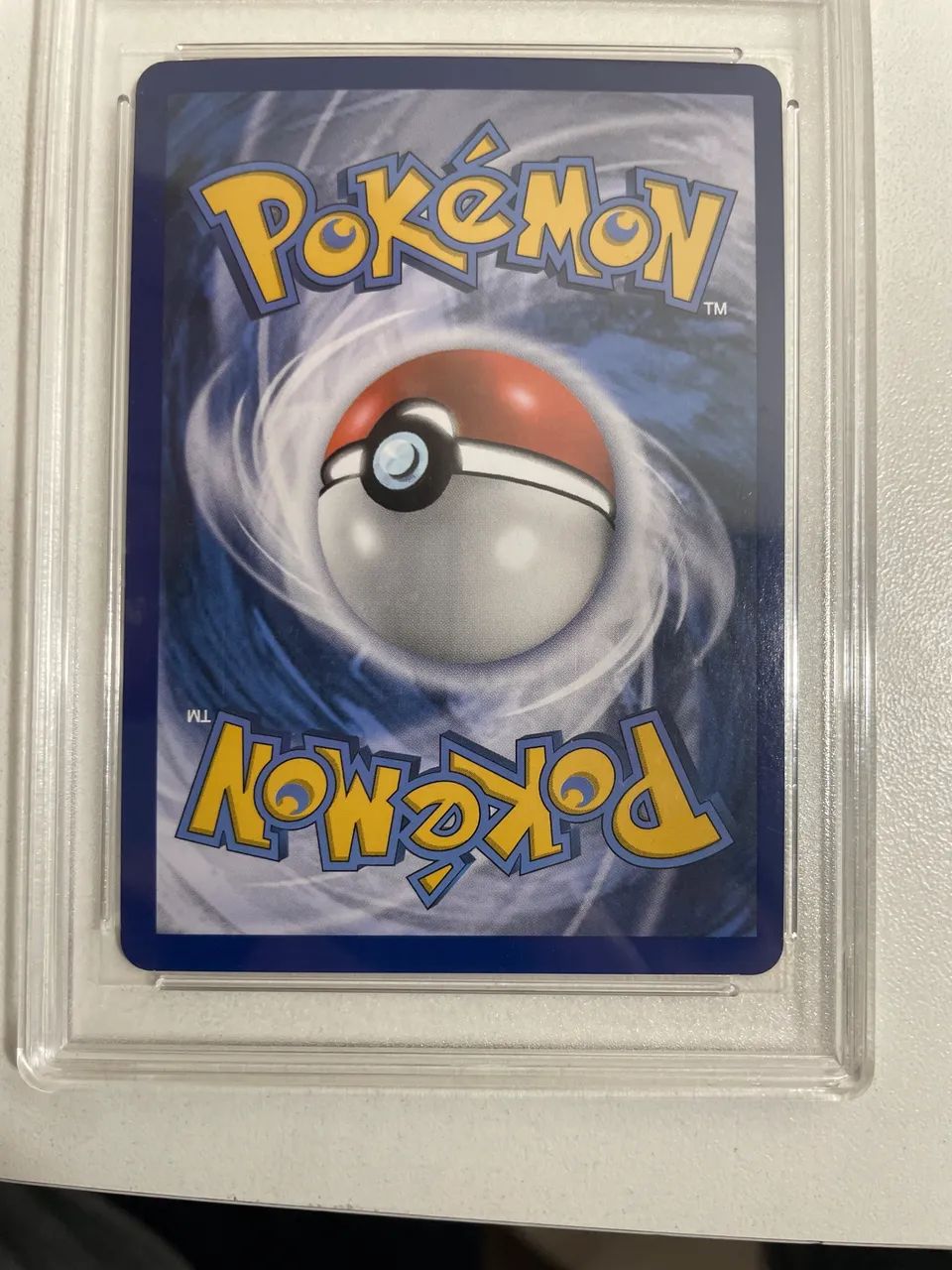 Carta Pokémon , pikachu ilustração rara 151 certificado nota 8.5 - Foto 2