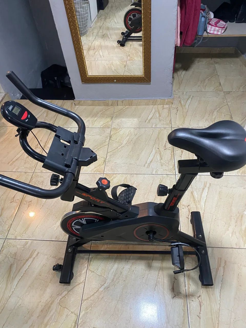 Bicicleta ergométrica tipo spinning  - Foto 5