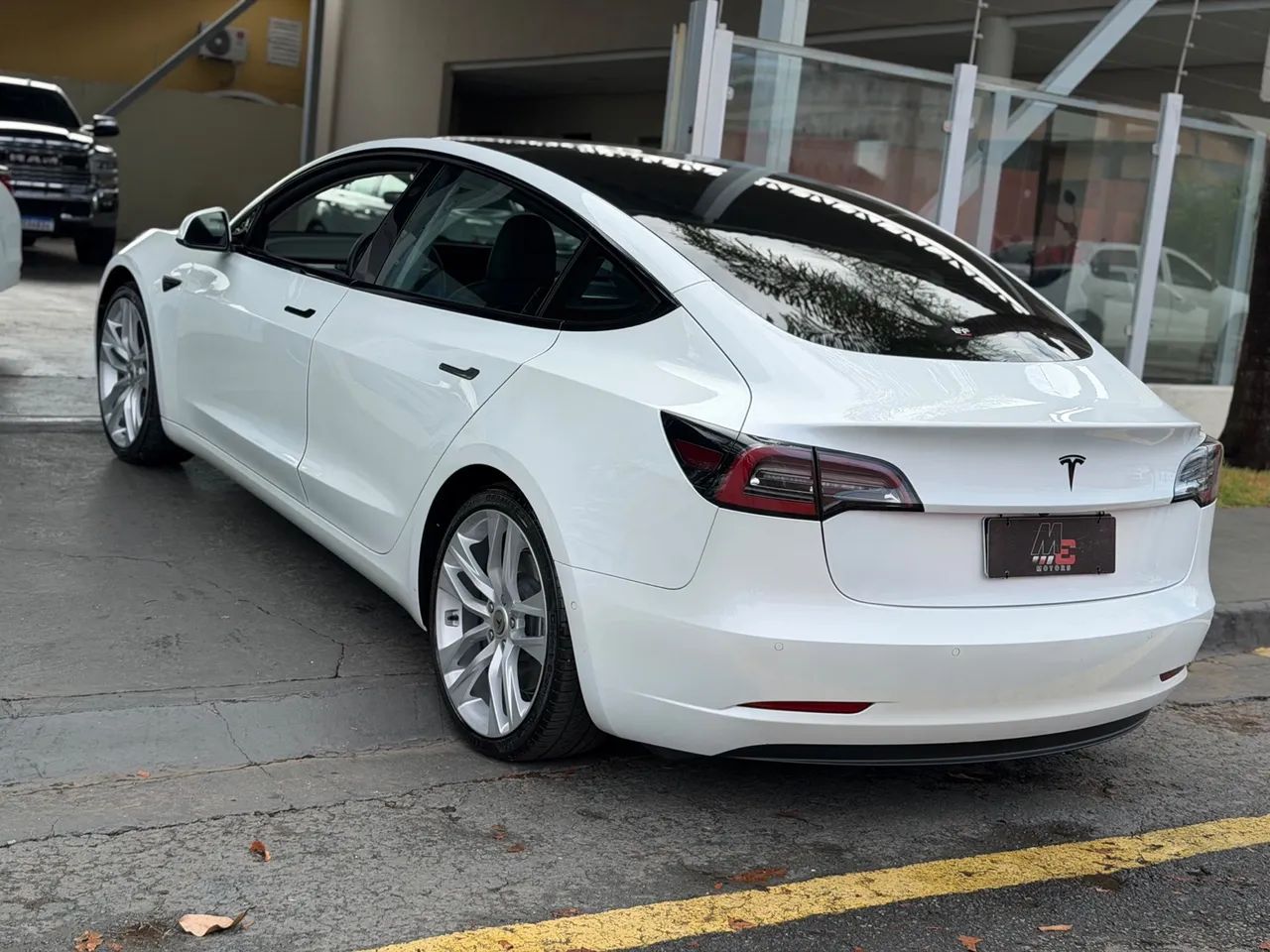 Tesla Model 3 Elétrico AWD Performance, foto 3 de 11