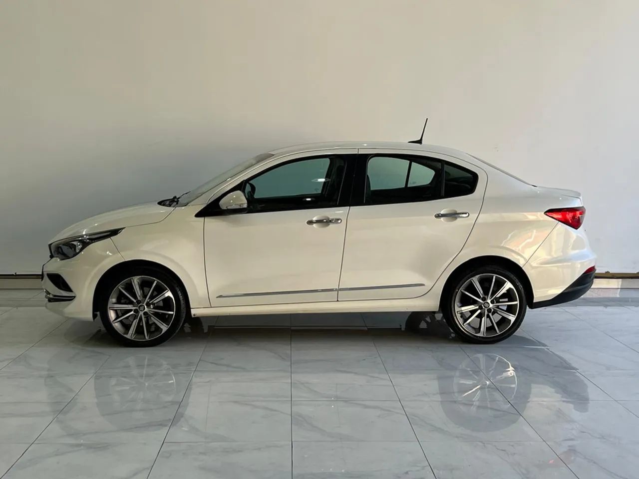 Fiat Cronos Precision 1.8 16V Flex Aut. 2021 - Foto 4