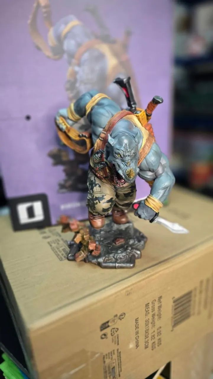 Rocksteady Iron Studios 1/10