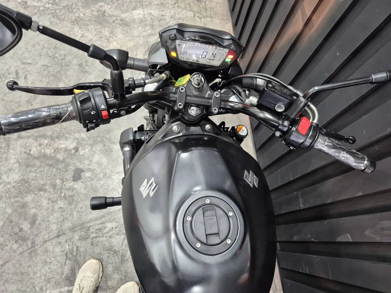 Suzuki SV 650 660 cc  - Foto 5