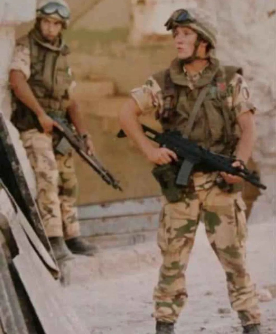 Battle Dress Uniform (Uniforme de Combate), mod. Desertico 2002, original Exército Itália  - Foto 5