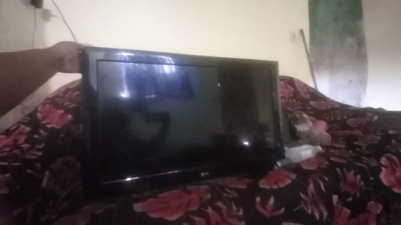 Vendo uma TV de 32 polegada  - Foto 2