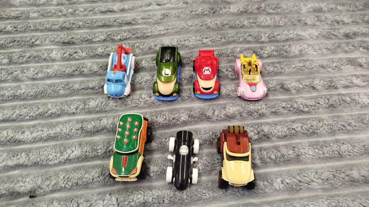 Hotwheels Character Car Super Mario