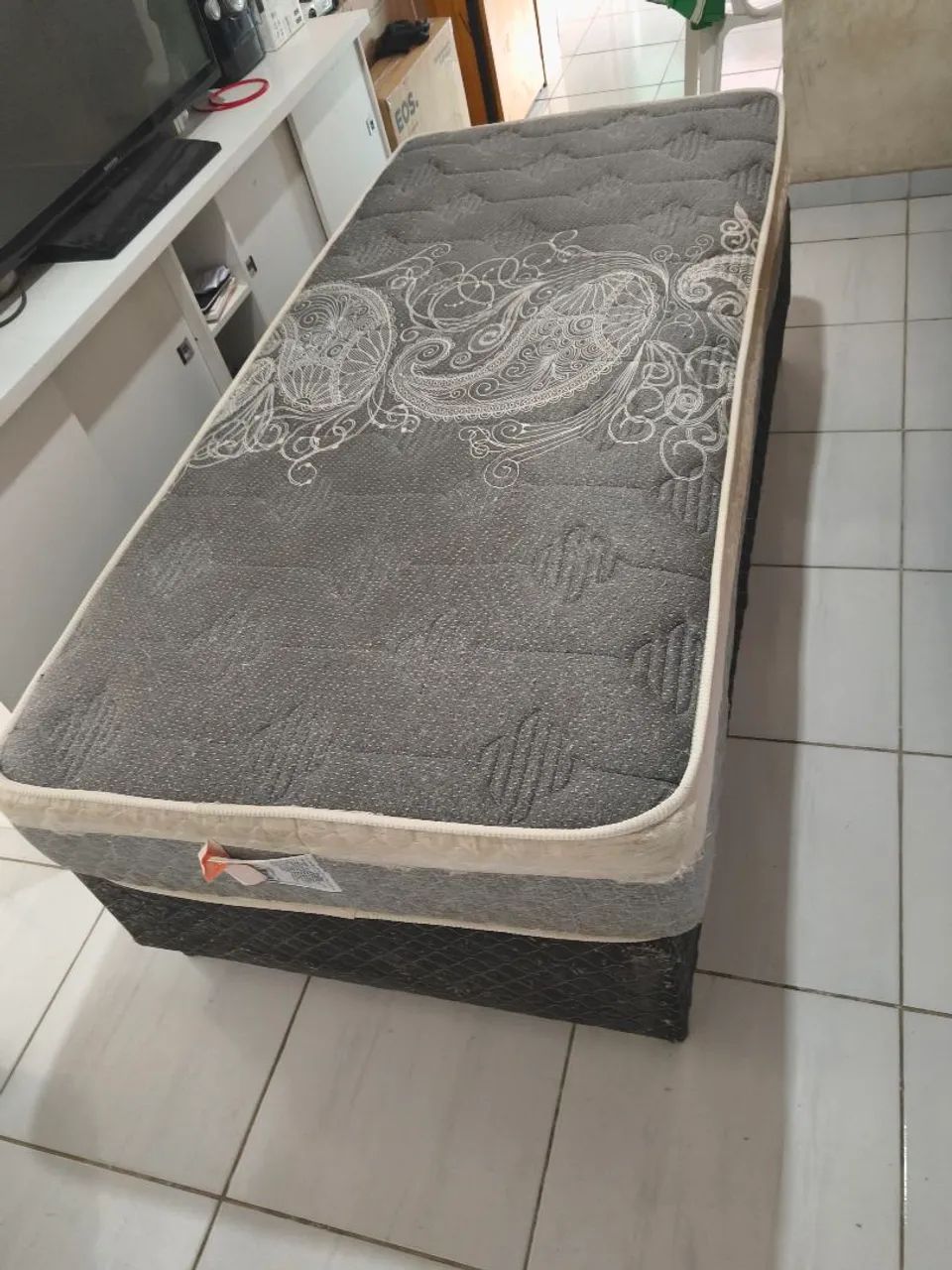 Cama de solteiro 