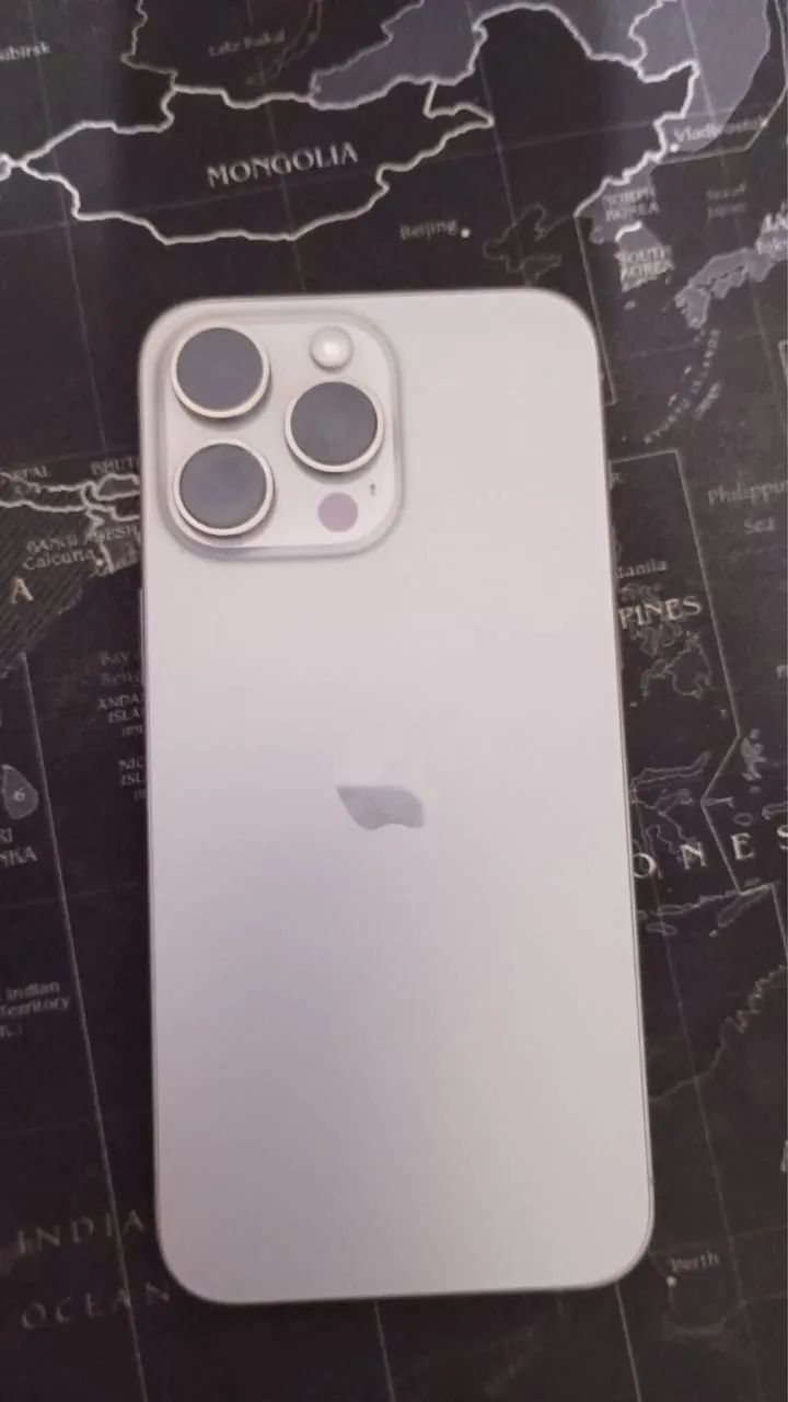 Iphone 15 pro max + kit apple - Foto 3