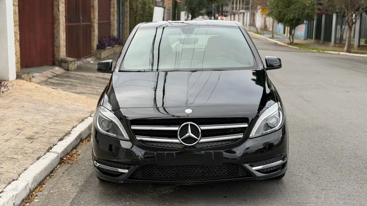 Mercedes-Benz Classe B 200 CGI 1.6 TB Sport 156cv Aut, foto 2 de 18