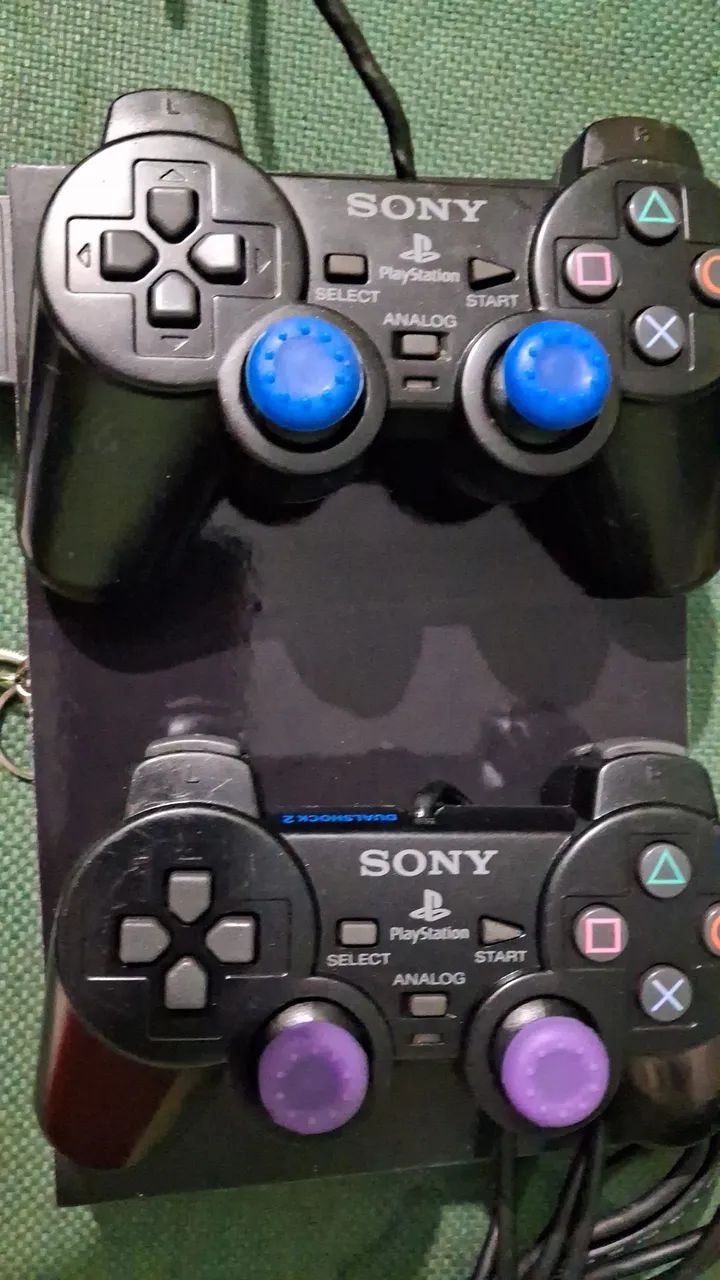 Vendo Playstation 2 completo com garantia 