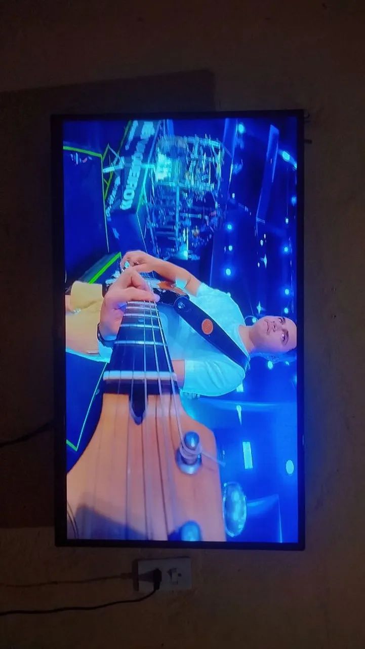 Smart tv 42 polegadas ótimo estado 