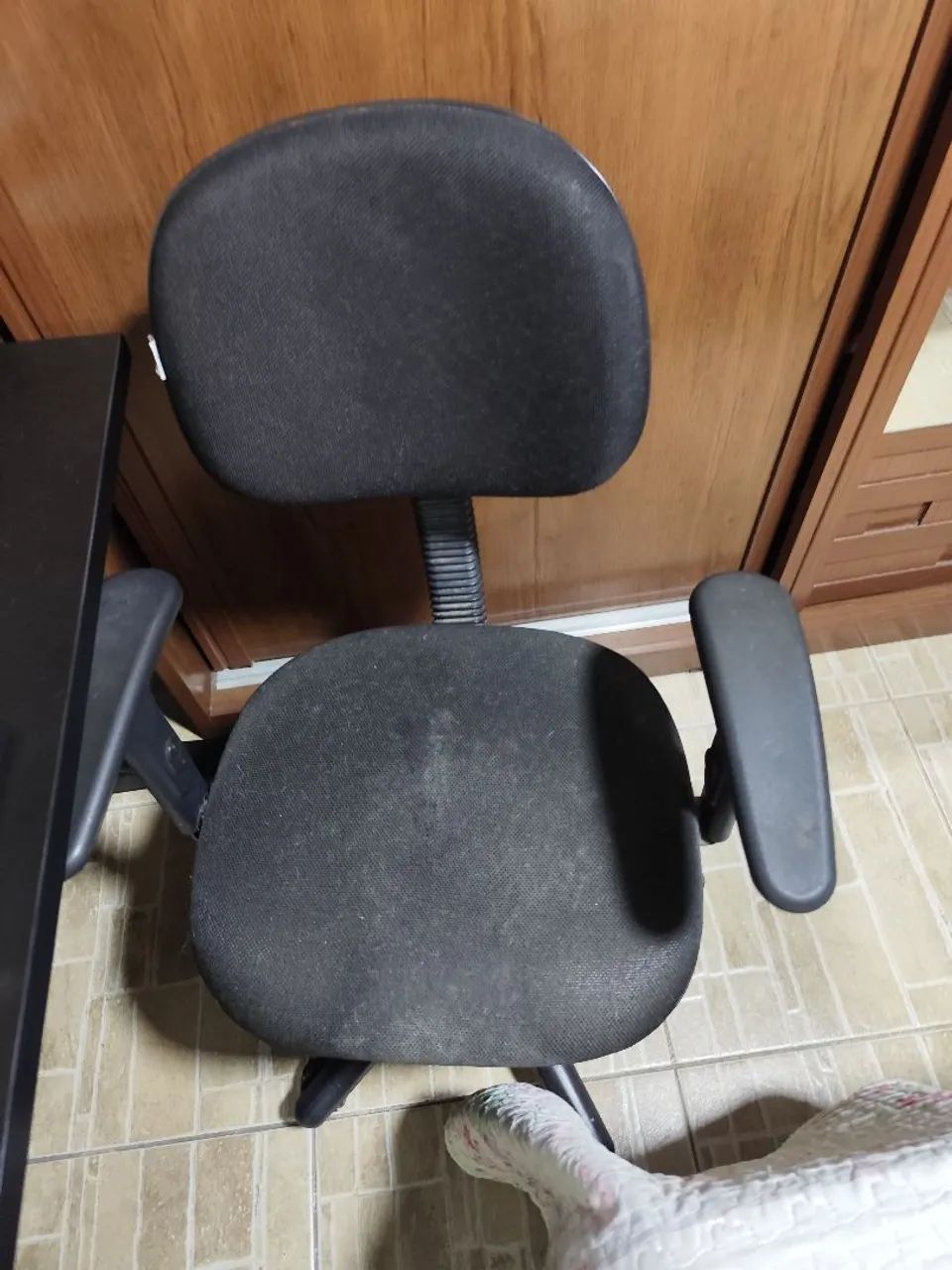 Vendo mesa e cadeira  - Foto 5