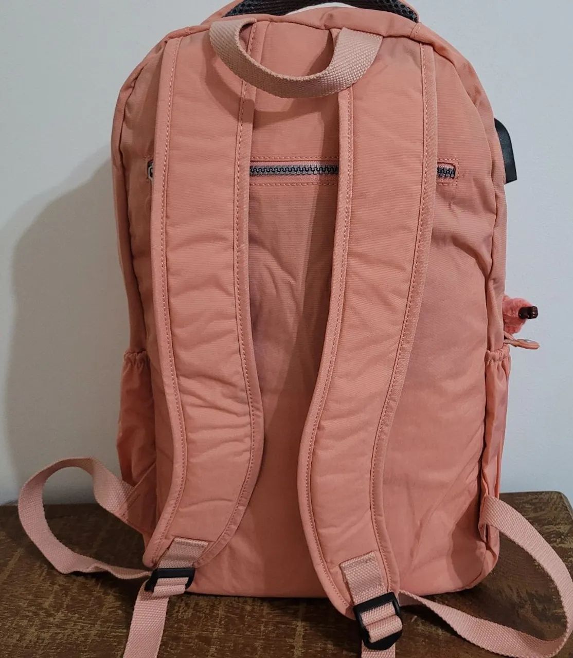 Mochila grande importada linda  - Foto 2
