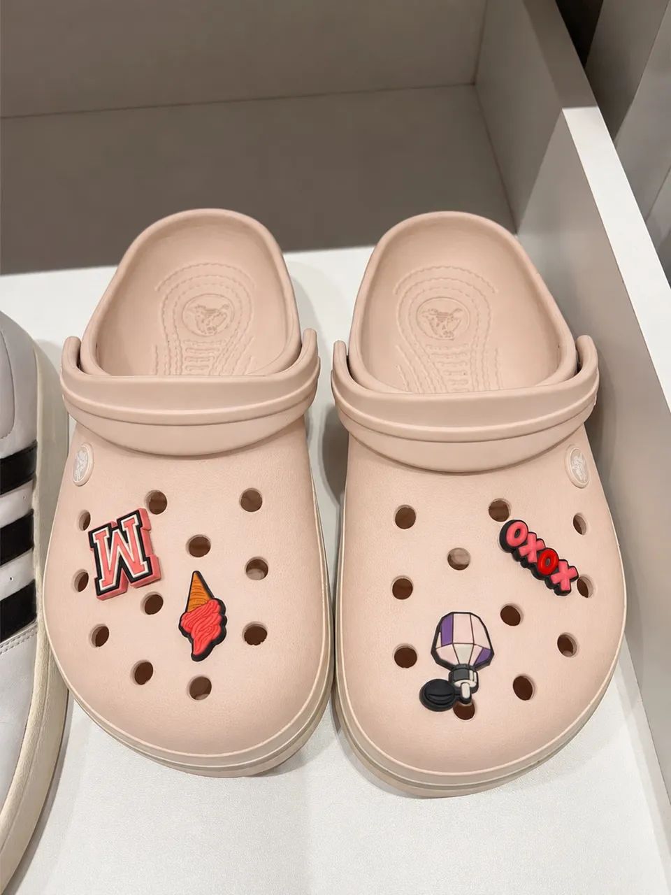 Crocs 