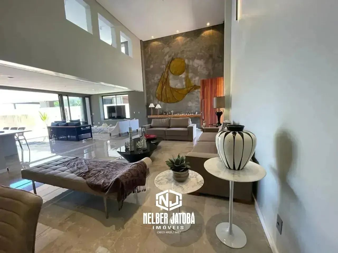 Cond.Laguna com 5 Suítes | 717m² | Piscina