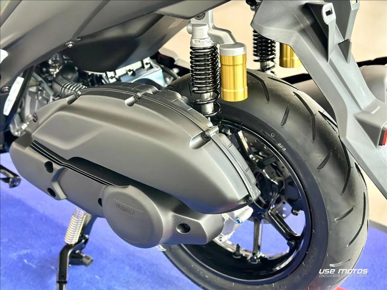 YAMAHA AEROX 160 ABS - Foto 4