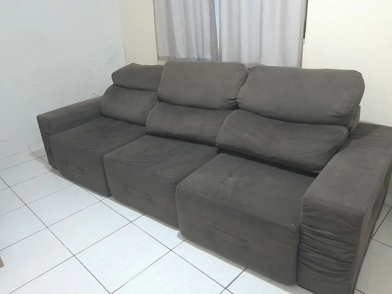 Sofá retrátil 3 lugares 