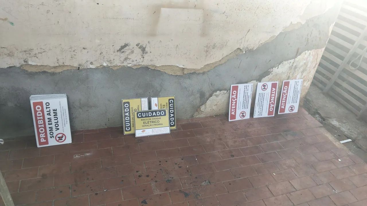 Placa de Avisos - Foto 2
