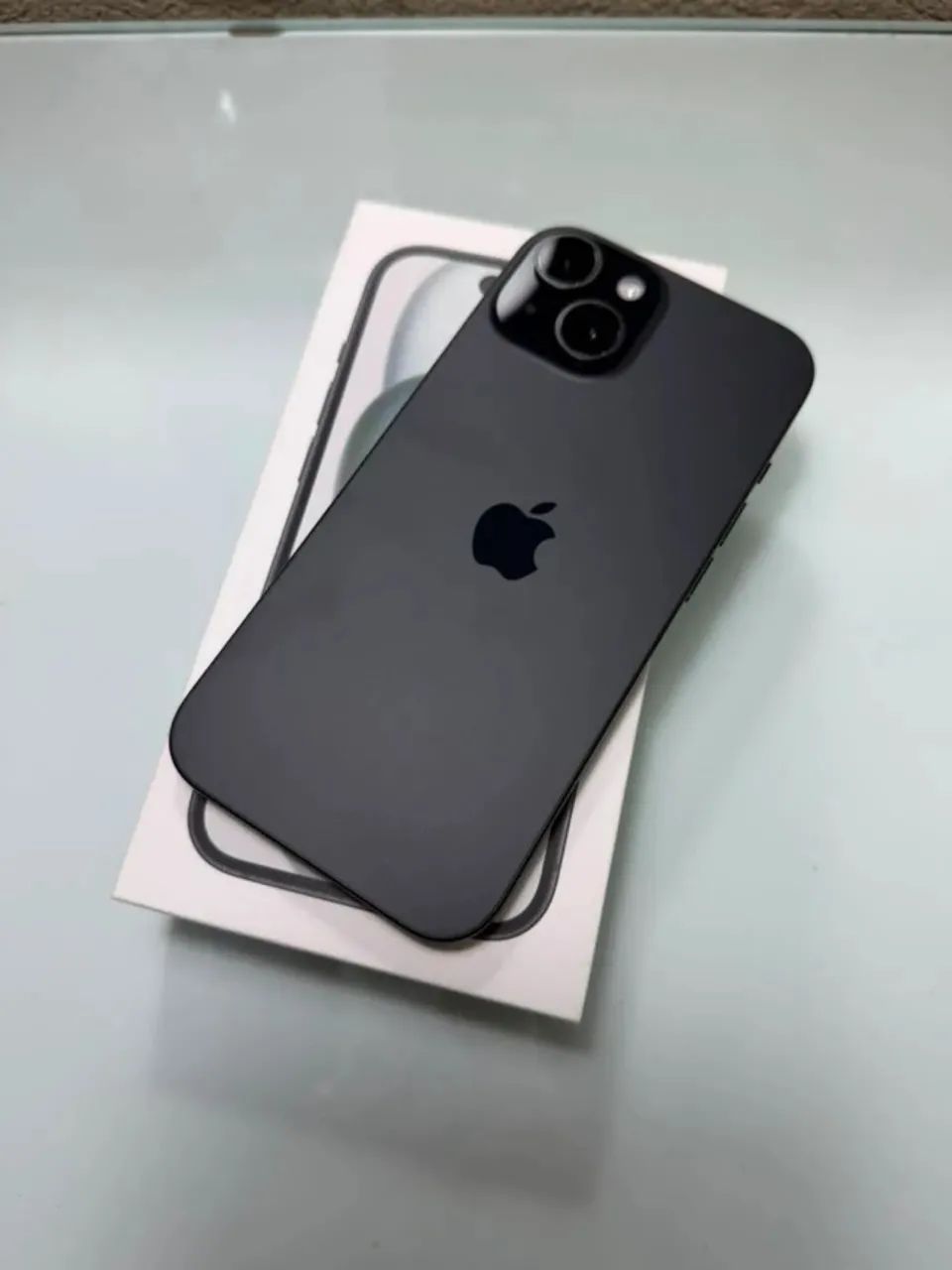 iPhone 15 / 128gb / bateria 98% - Garantia até 30/08. 