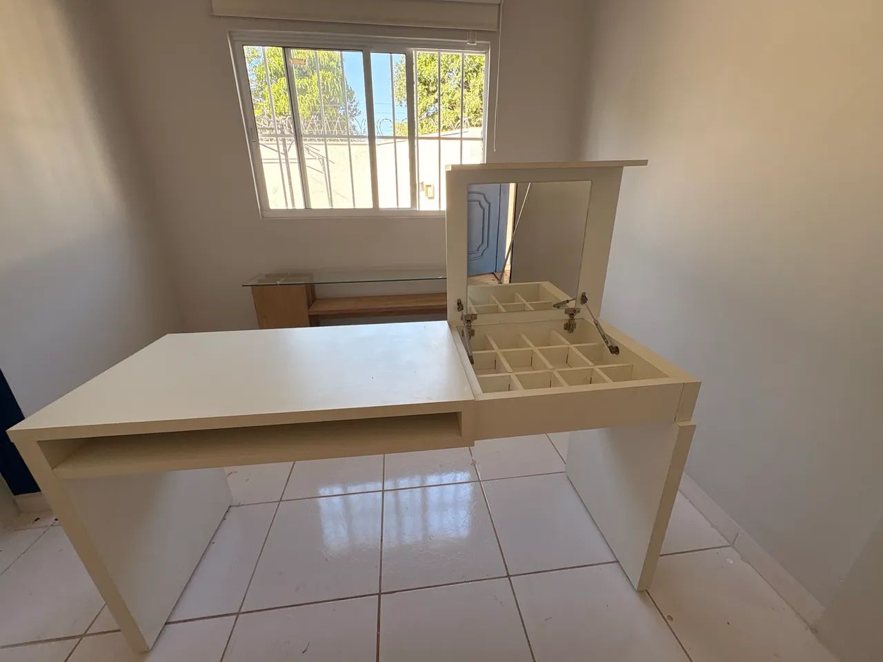Escrivaninha e penteadeira Mdf Branco - Foto 5