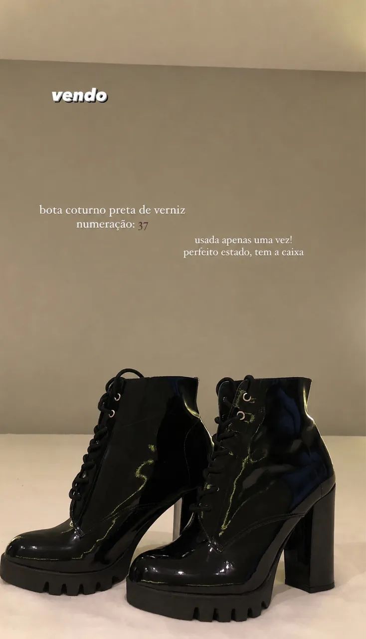 Bota coturno de verniz preta