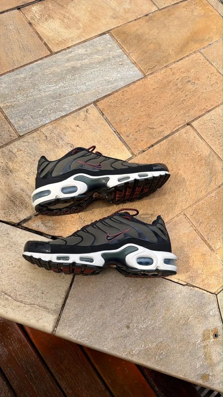 Tênis air max plus 