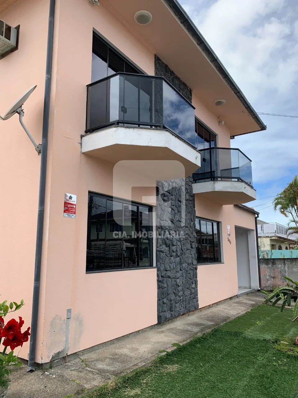 Casa com 4 quartos à venda no bairro Carianos - Foto 3
