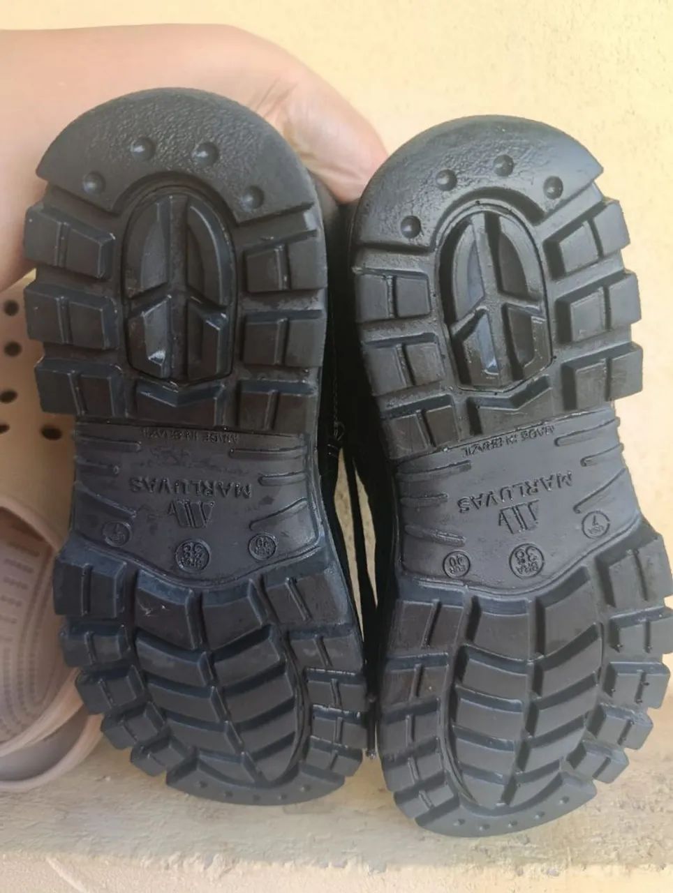 Botas de Segurança com C.A *CADA PAR* - Foto 3