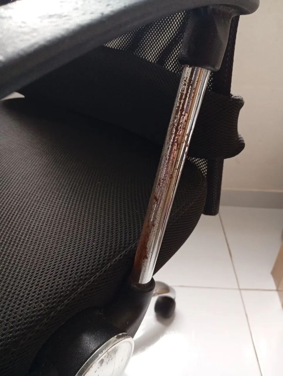 Cadeira de Escritório. - Foto 2