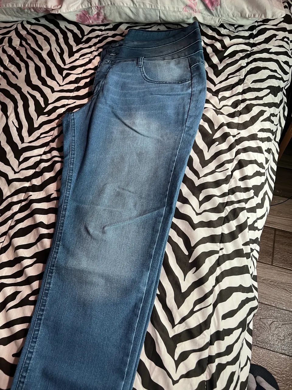 Vende-se calça jeans  - Foto 2