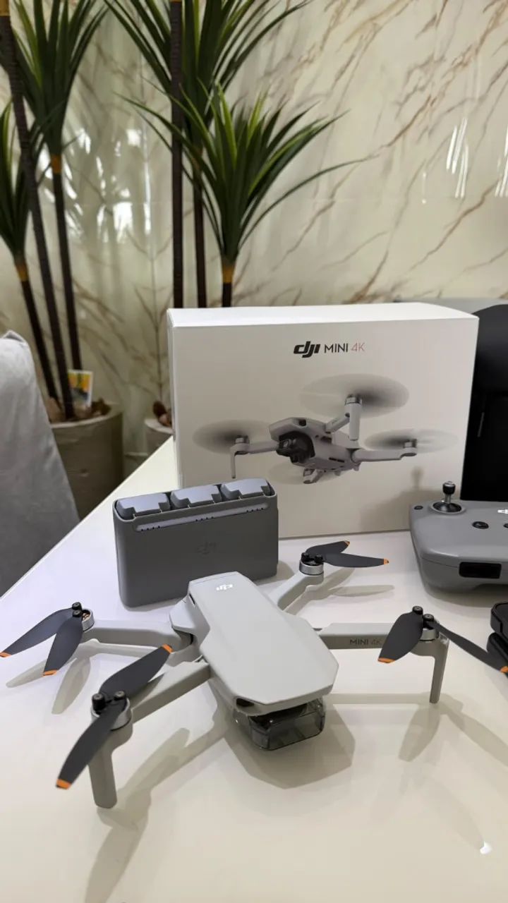 Drone DJI Mini 4K Fly More Combo