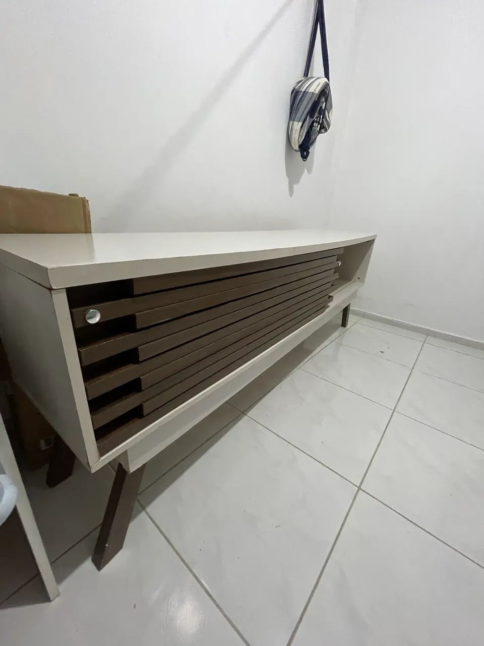 Rack de chão off white