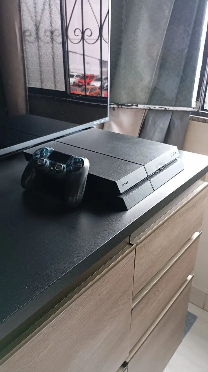 Ps4 com 3 jogos  - Foto 3