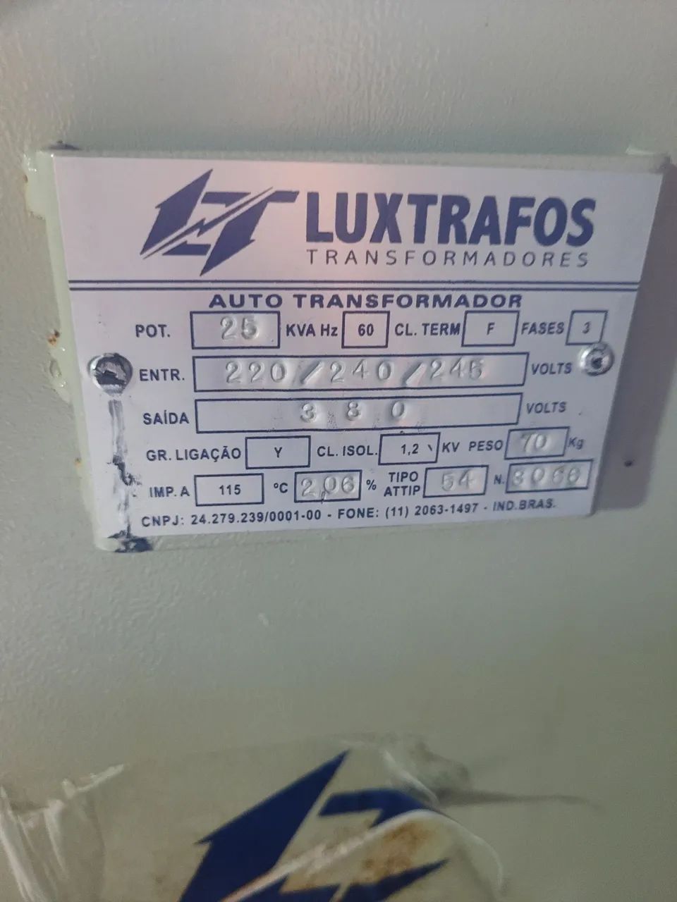Transformador trifásico 
