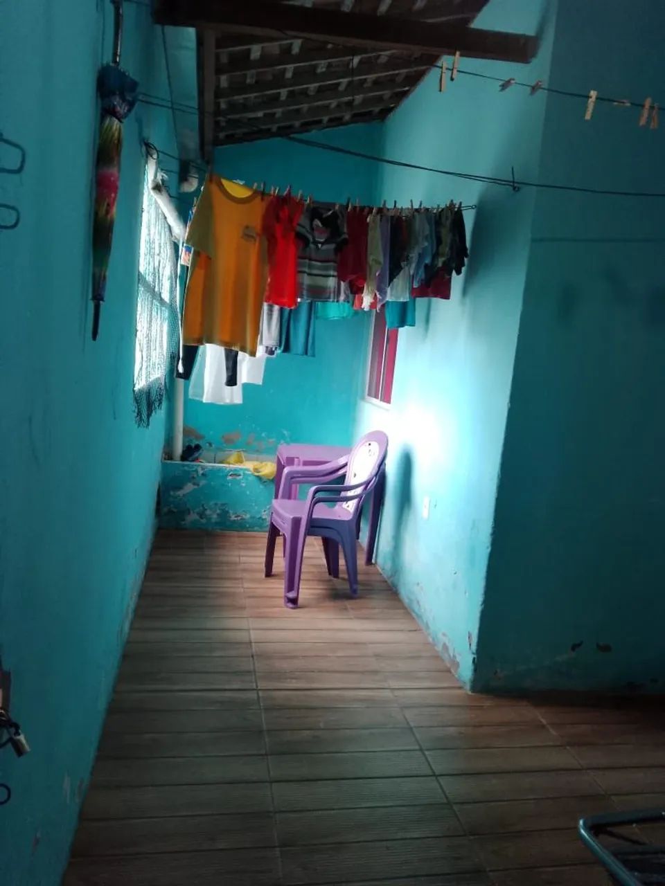 Casa a venda toda certinha água luz 