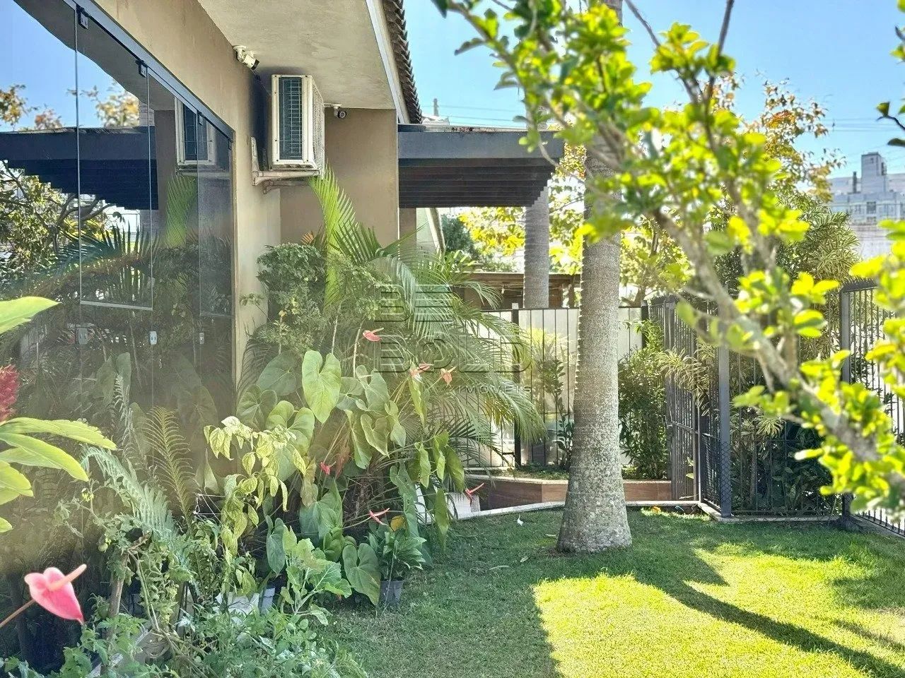 Casa térrea com 3 dormitórios no Estreito - Foto 4