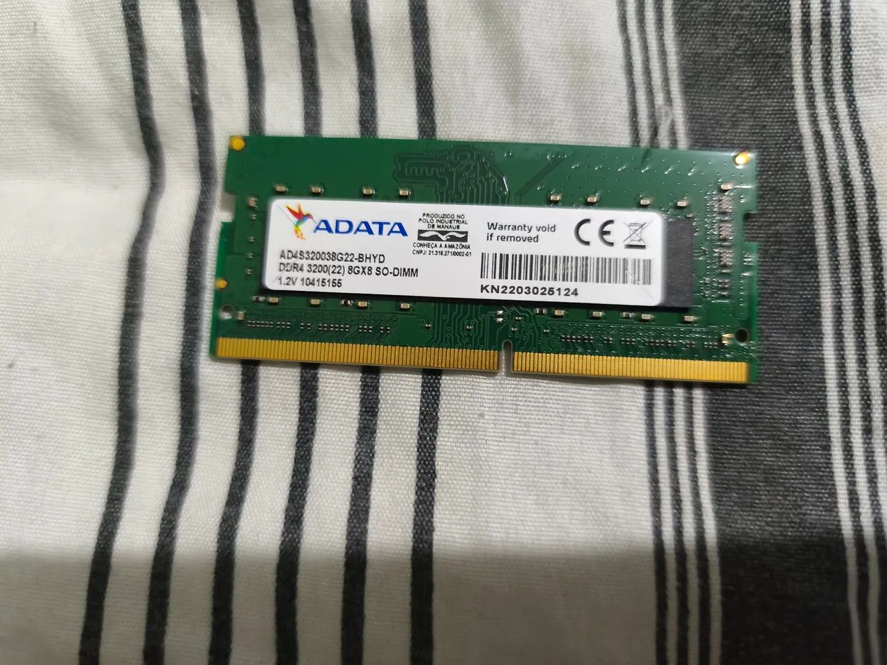 Memória RAM ADATA 8GB 3200Mhz DDR4