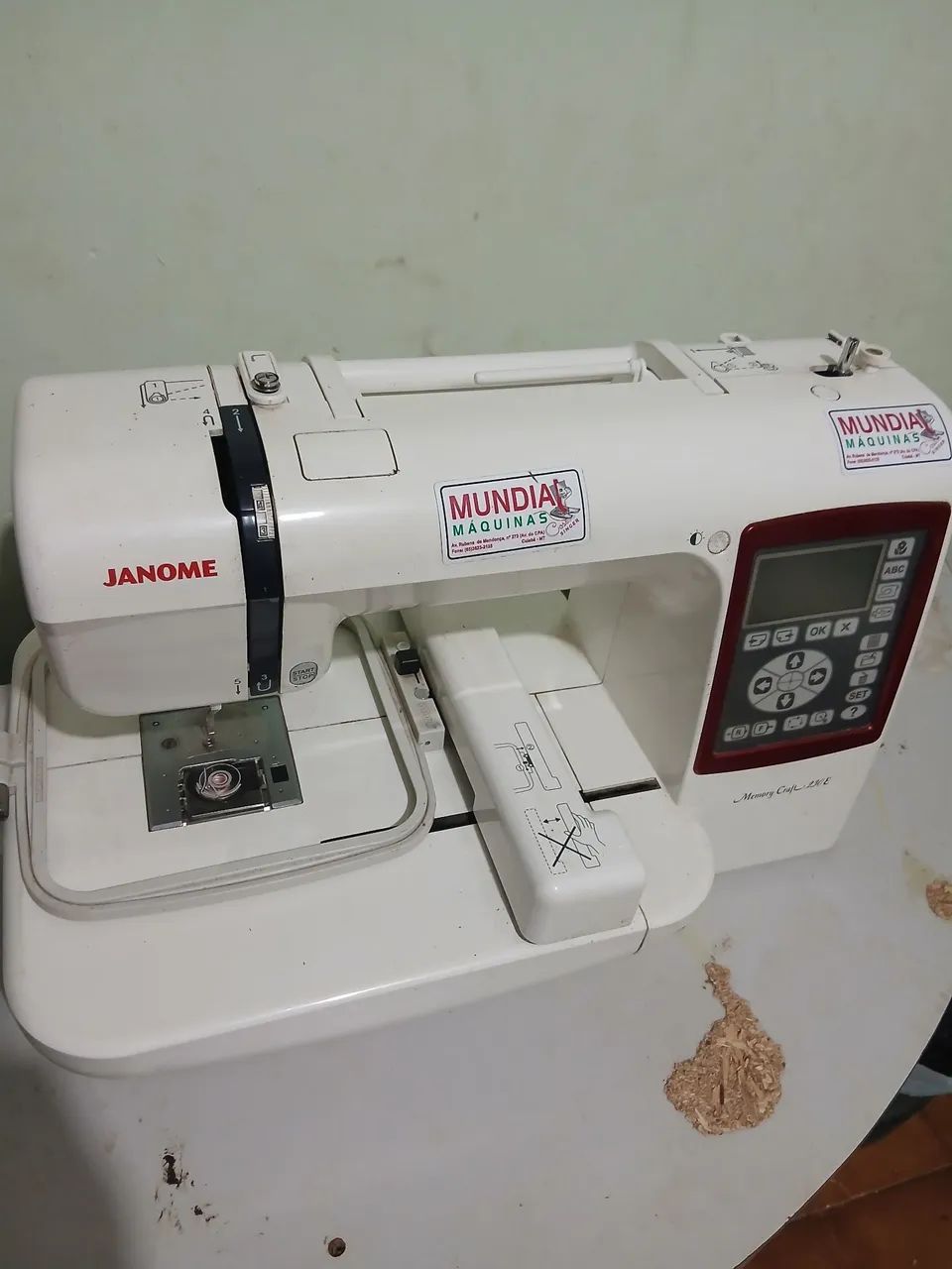 Máquina de bordar  - Foto 4