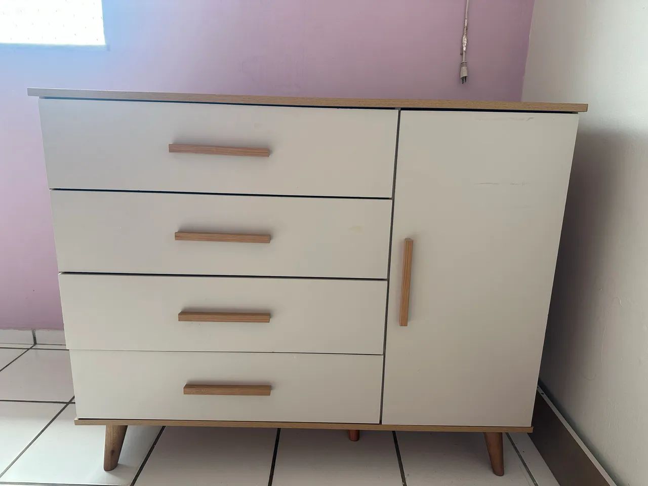 Cômoda 4. Gavetas