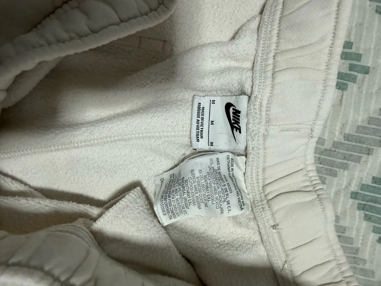 Bermuda nike color rara - Foto 2