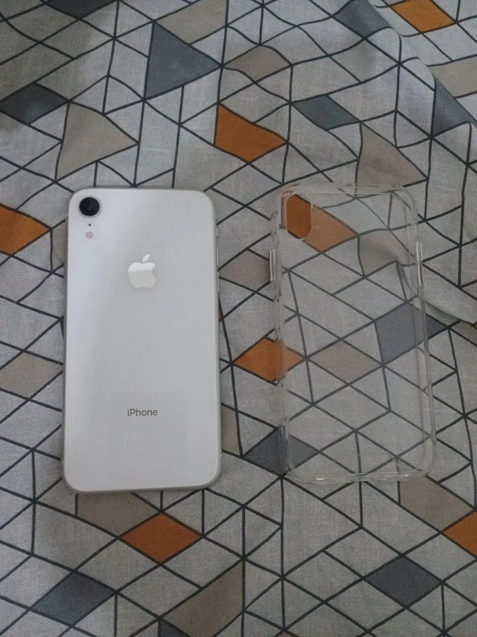 IPHONE XR NO PREÇO TODO ORIGINAL  - Foto 2