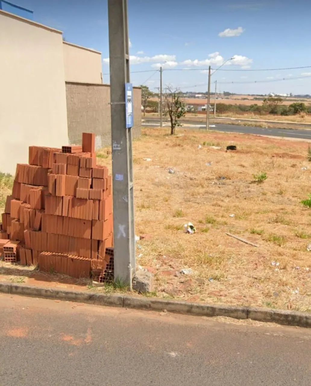 Terreno à venda no Bairro Bosque dos Buritis