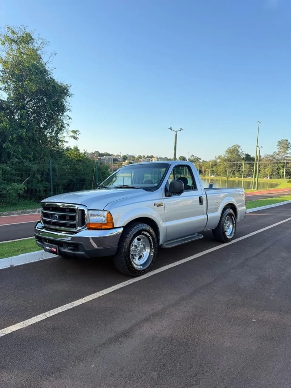 Ford F-250 XLT 4.2 V6 2001