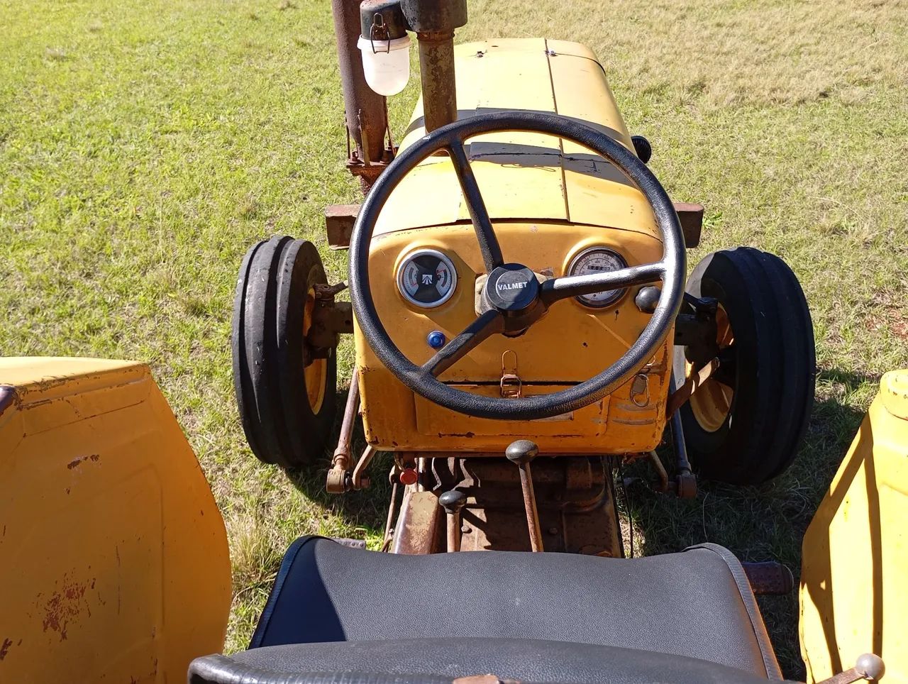 Trator Valmet 65 ano 80  - Foto 5