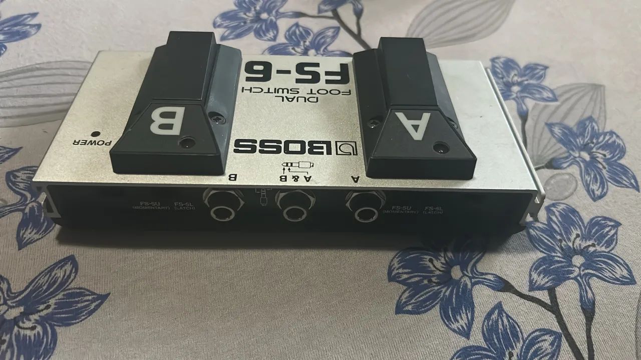 Pedal footswitch Boss FS-6 
